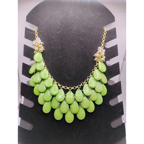 Vintage 90's New With Tag Woman’s Green Drop Bead Statement Bid Style Necklace - Picture 6 of 9